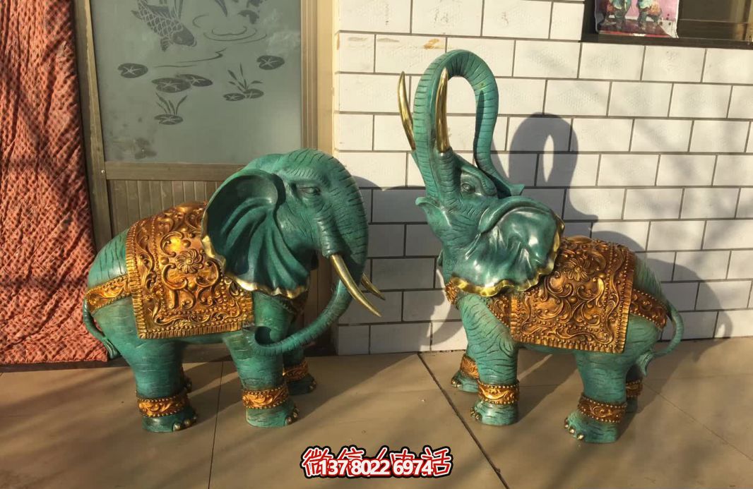 玻璃鋼大象彩繪雕塑，裝點室內(nèi)創(chuàng)意庭院