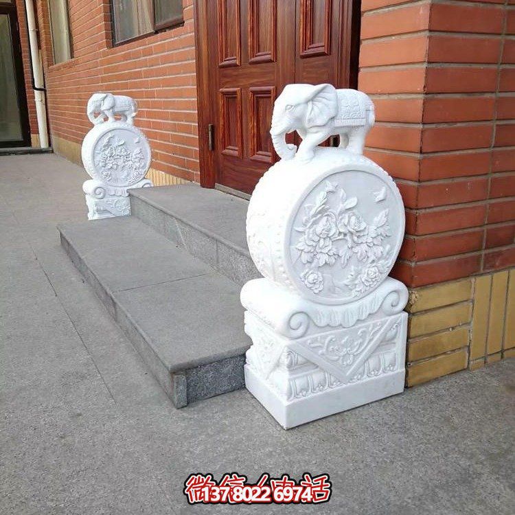 浪漫經(jīng)典，精致雕刻吉祥小象抱鼓石