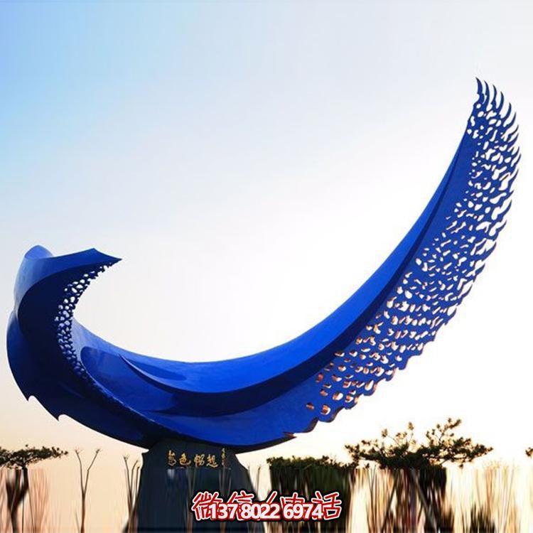 不銹鋼雕塑裝置，繽紛綠化帶景觀