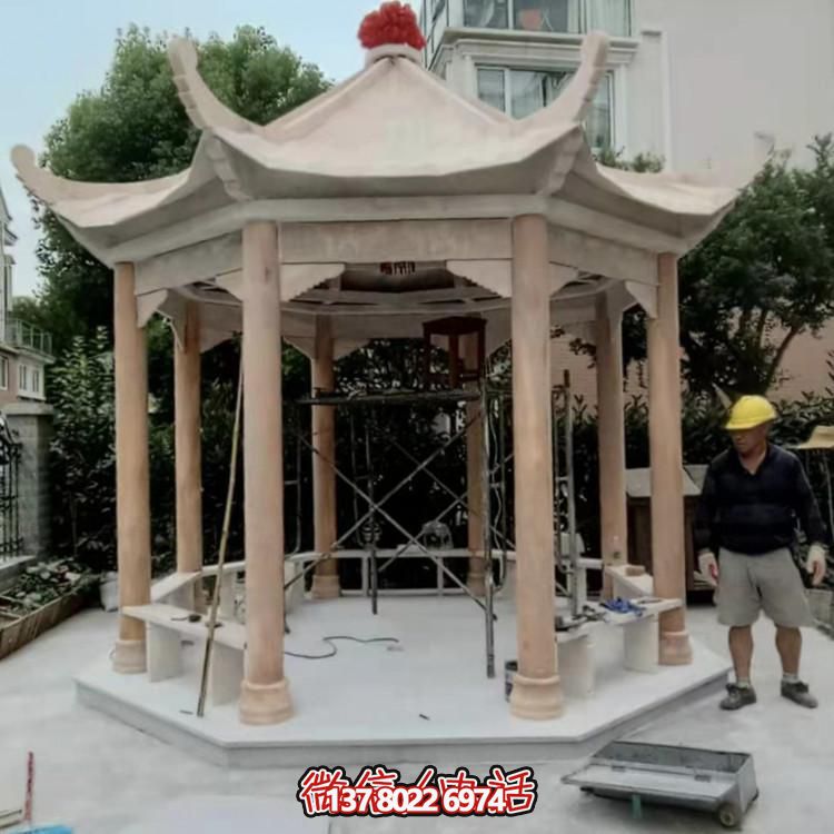 紅古涼亭，讓你在小區花園里享受晚霞美景