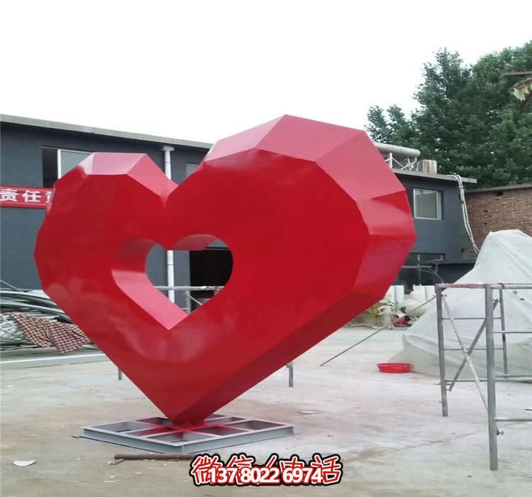 愛(ài)心抽象雕塑——景區(qū)創(chuàng)意新體驗(yàn)