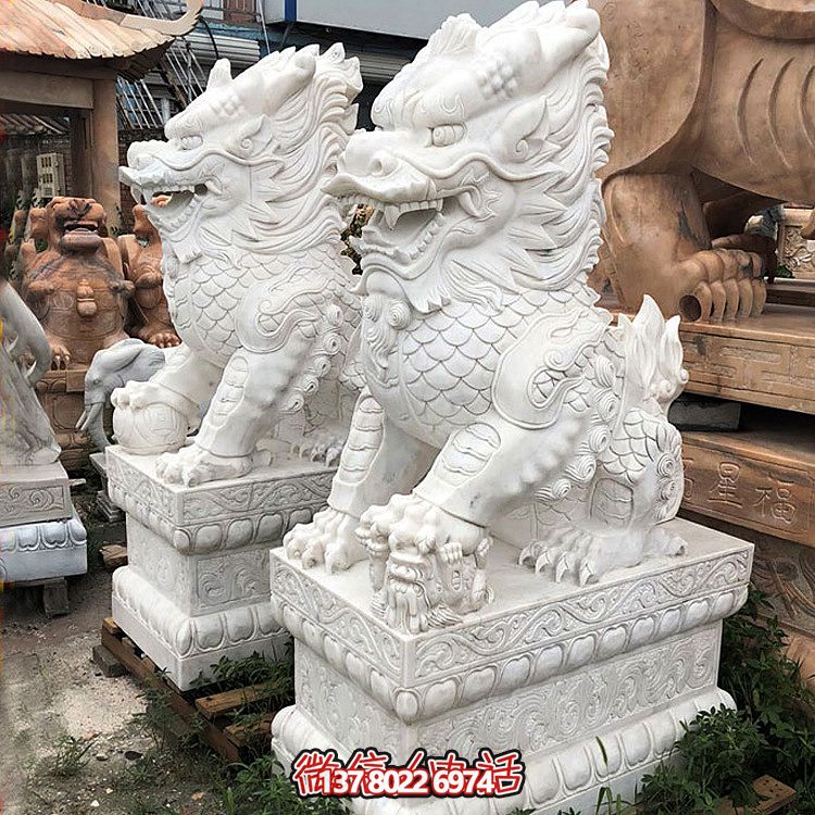 大型漢白玉石雕麒麟雕塑，為您的庭院門口增添獨特景觀